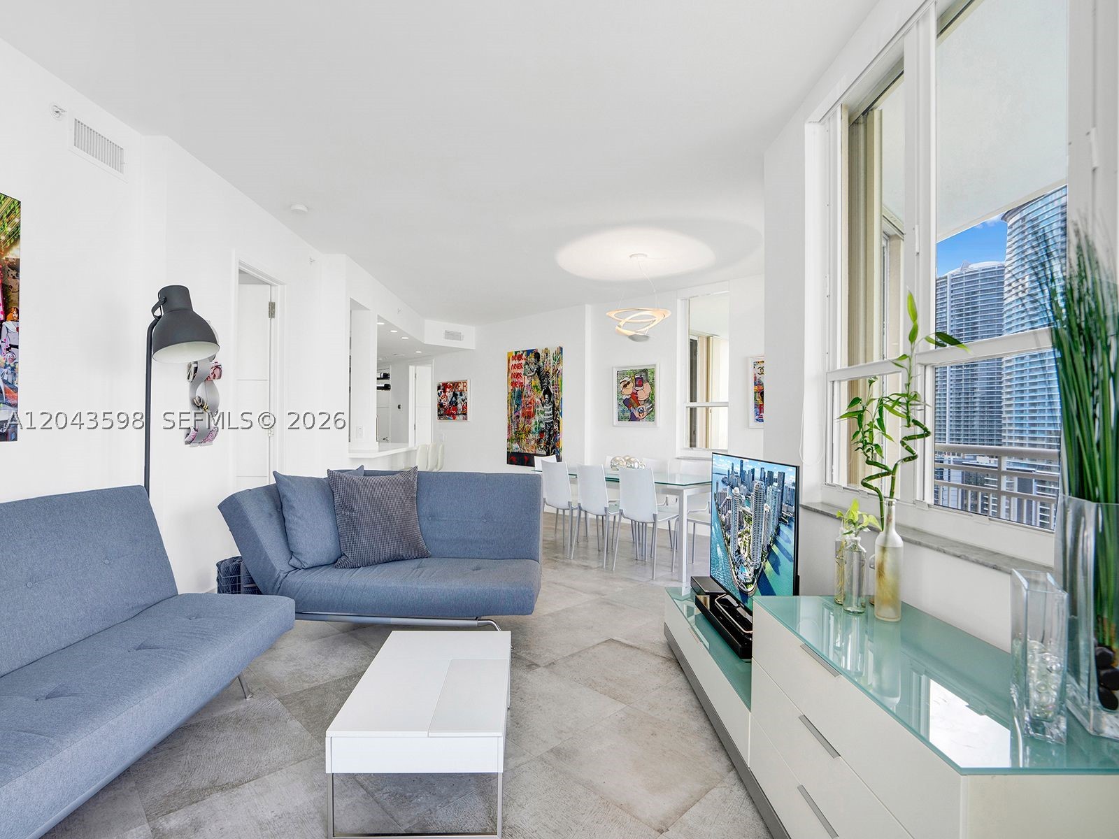 888 Brickell Key Dr #2412 Miami, FL 33131