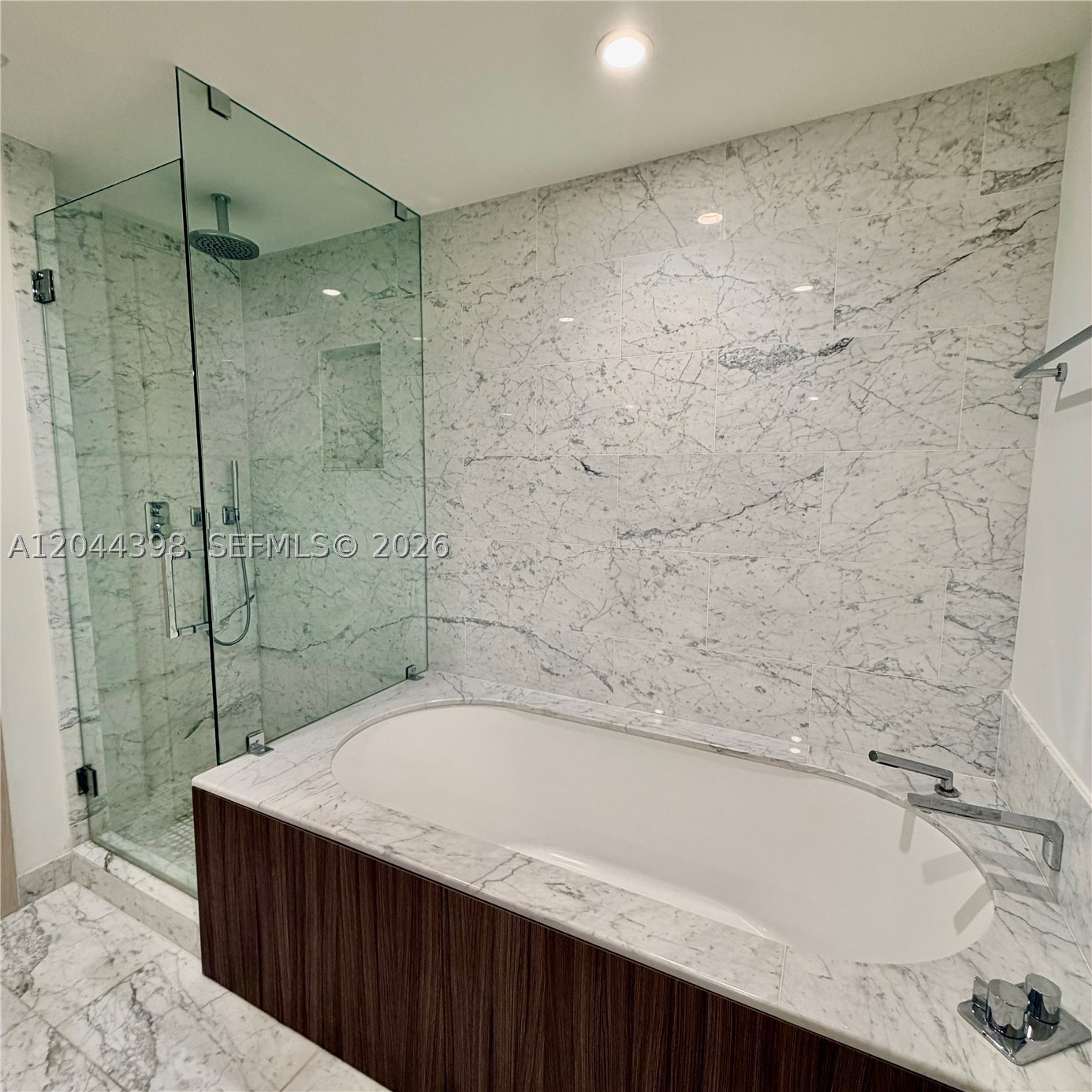 image Brickell Flatiron23