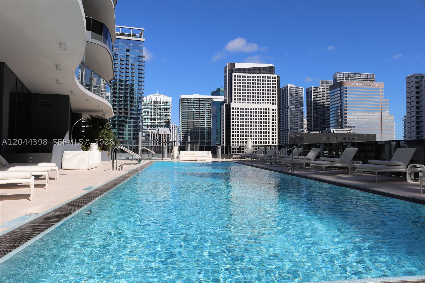 image Brickell Flatiron5
