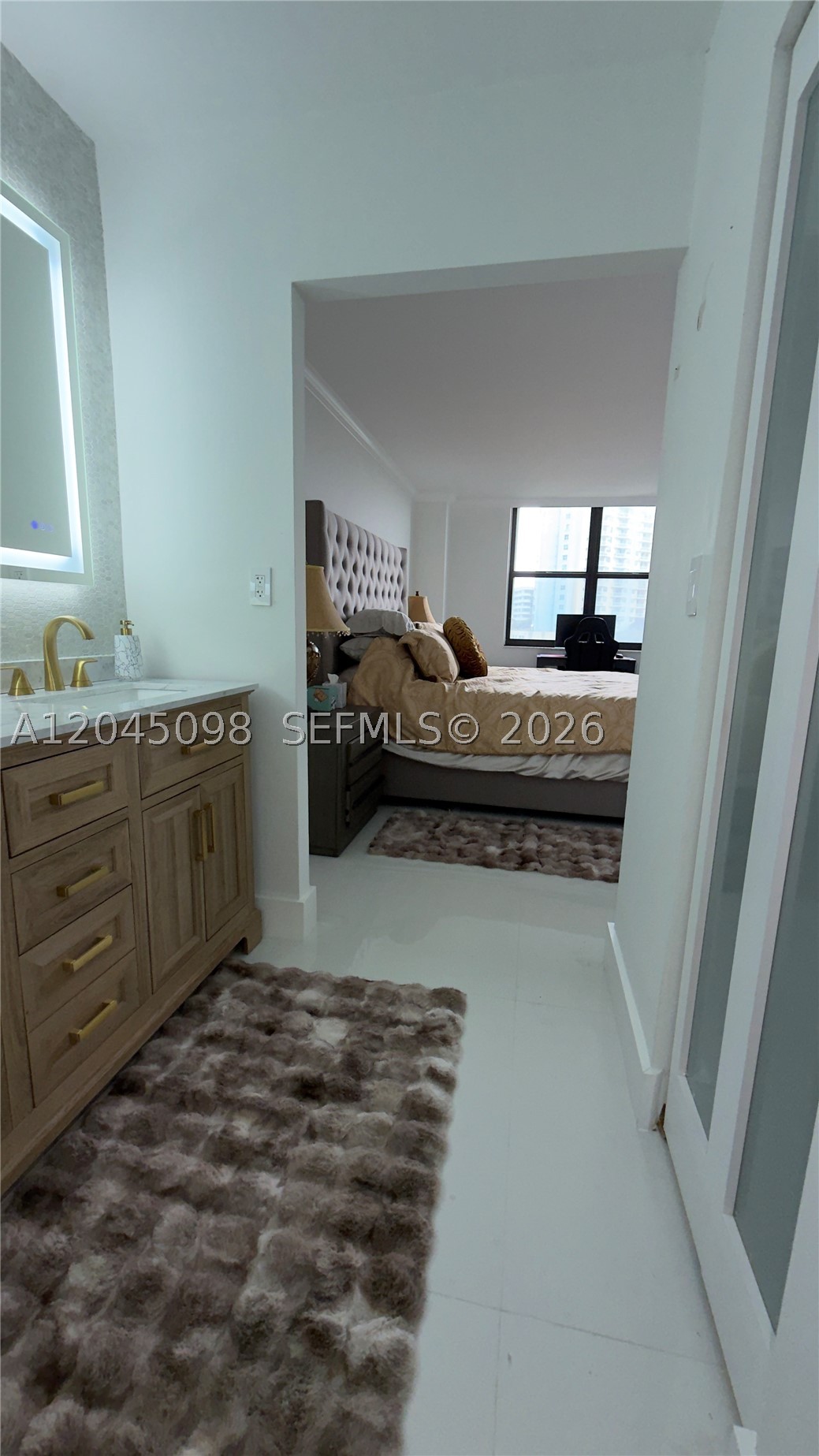 image Brickell Bay Club19