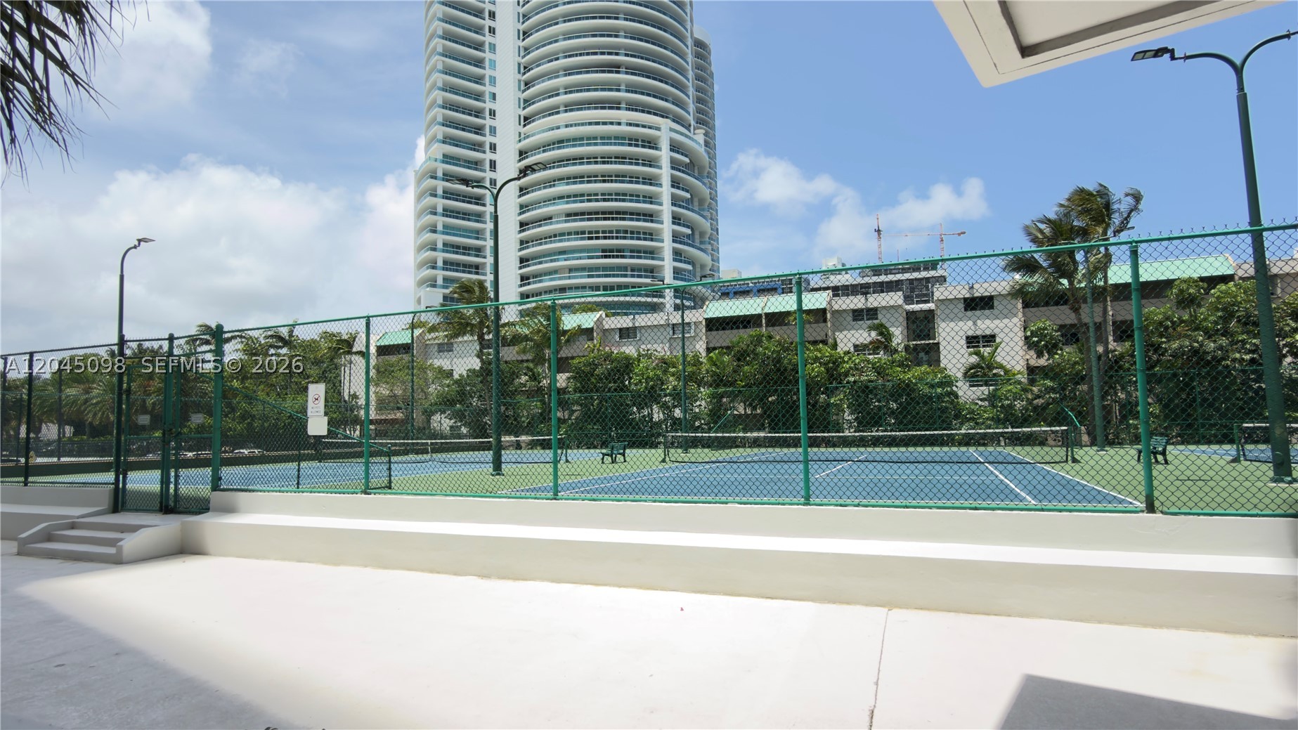 image Brickell Bay Club41