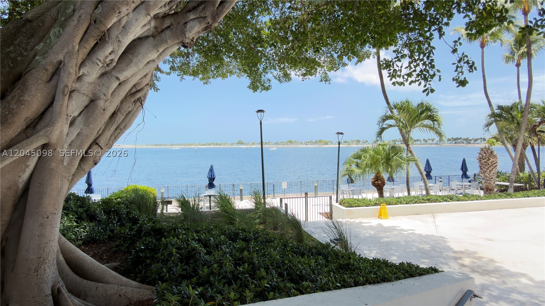 image Brickell Bay Club45