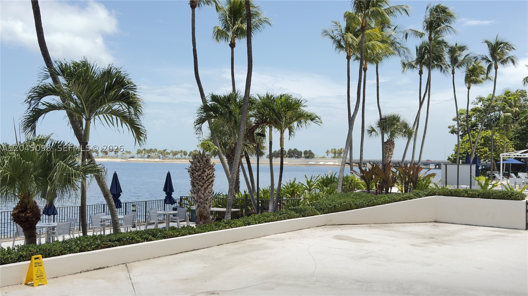 image Brickell Bay Club46
