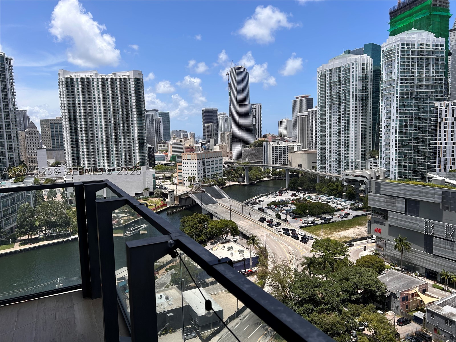 image Rise Brickell City Centre5