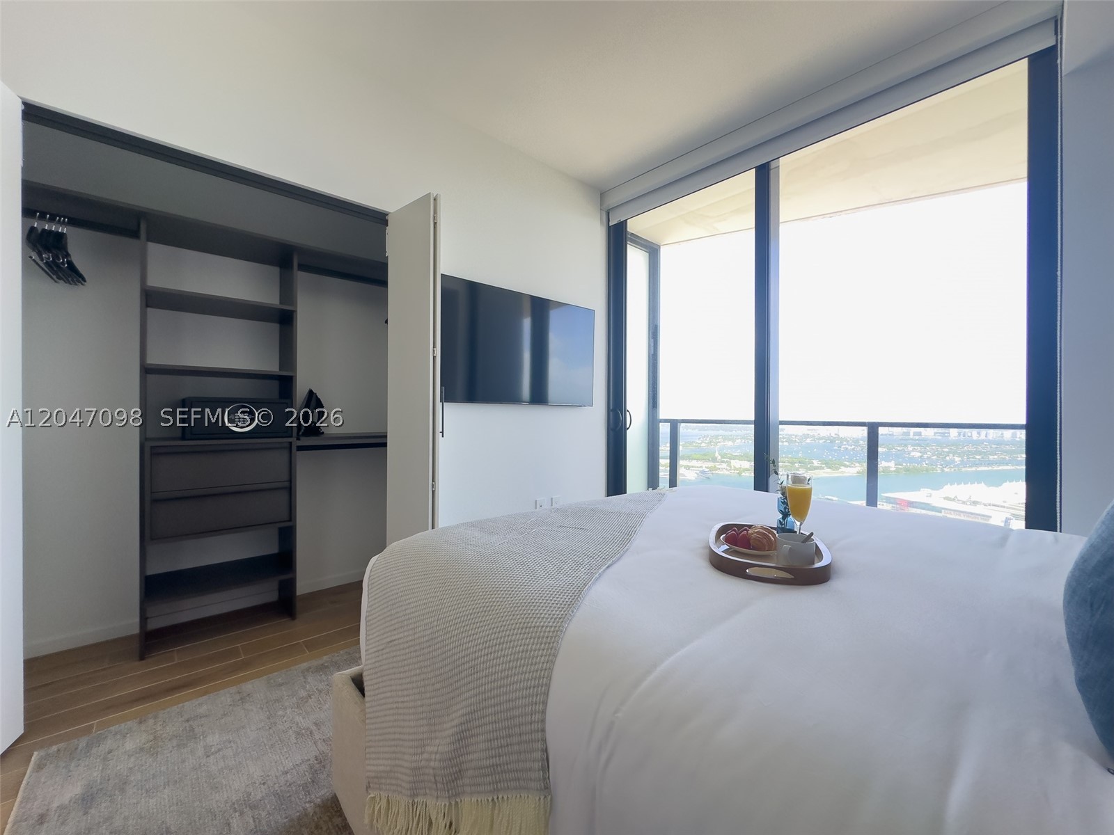image The Elser Hotel & Residences11