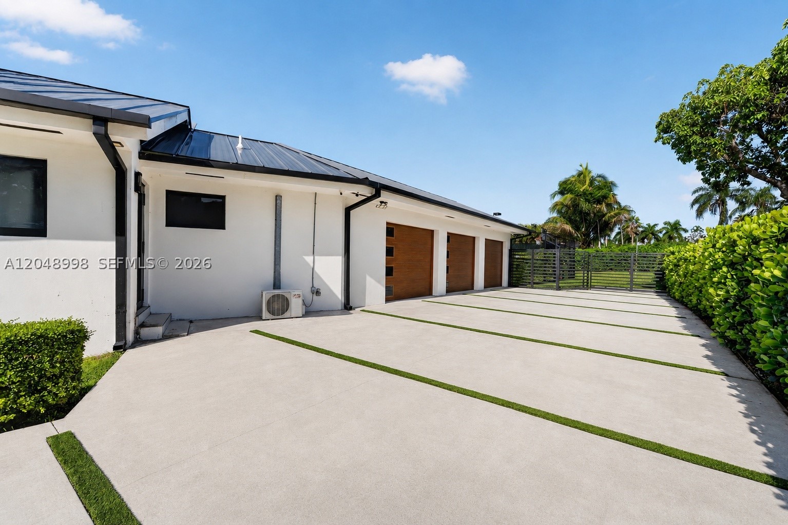 10506 SW 89th Pl Miami, FL 33176