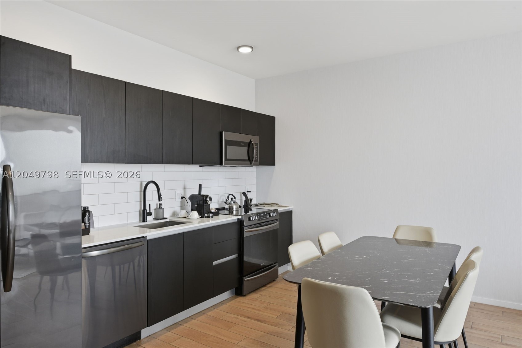 image The Elser Hotel & Residences11