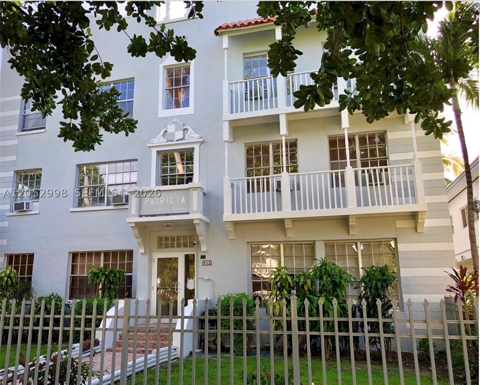 842 Meridian Ave #3D