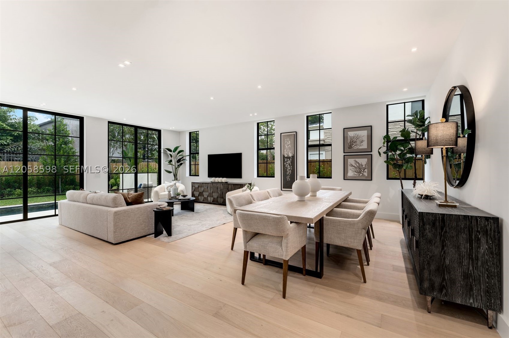 3352 Charles Ave Miami, FL 33133
