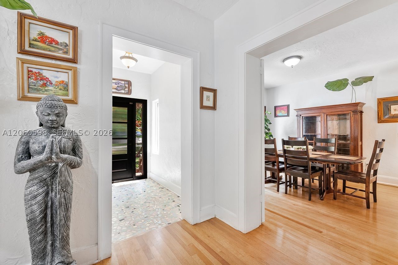 1042 Sorolla Ave Coral Gables, FL 33134