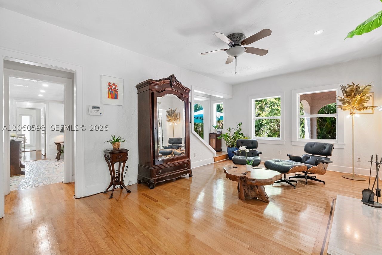 1042 Sorolla Ave Coral Gables, FL 33134