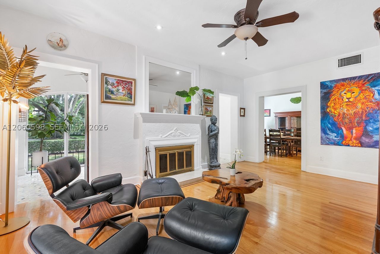 1042 Sorolla Ave Coral Gables, FL 33134