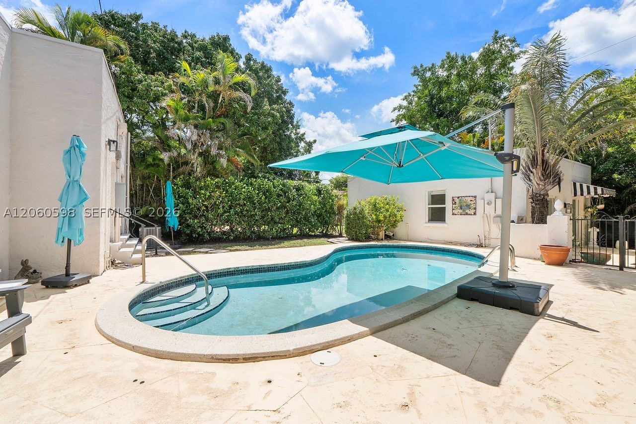 1042 Sorolla Ave Coral Gables, FL 33134