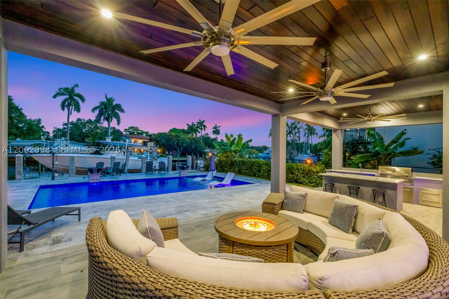 1004 SW 5th Pl Fort Lauderdale, FL 33312