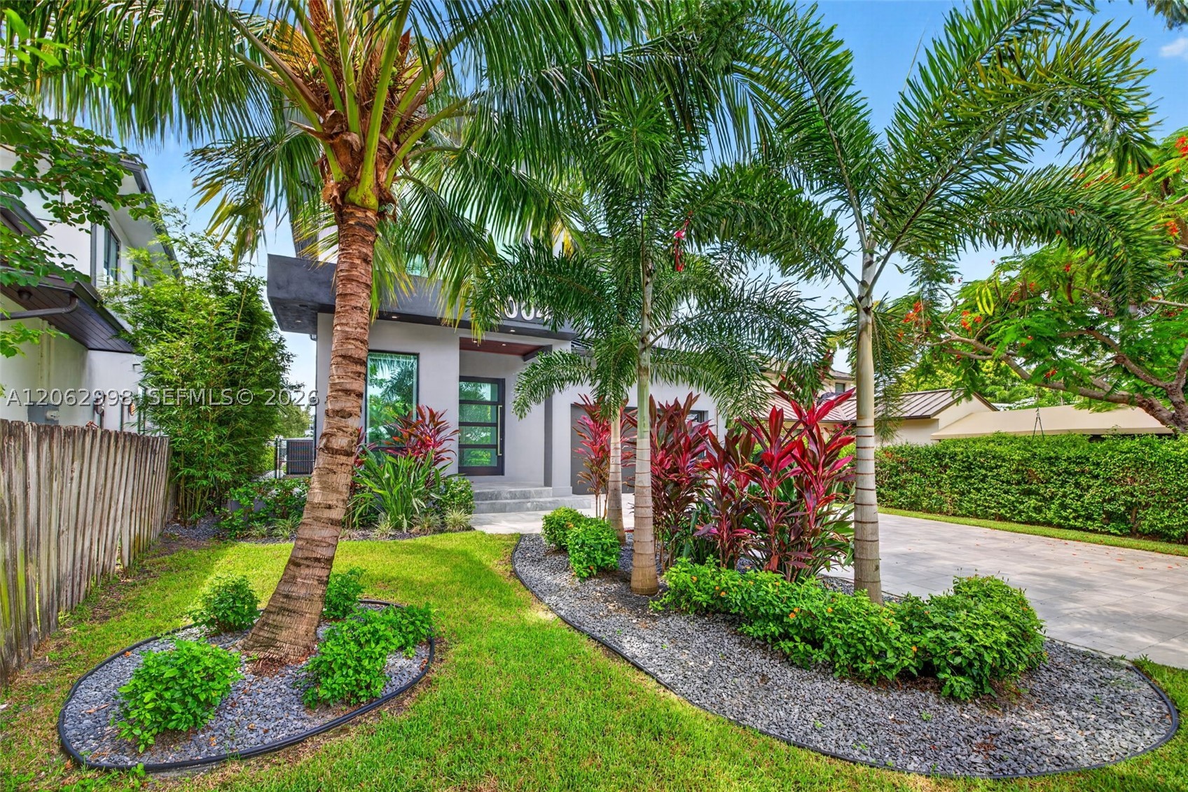 1004 SW 5th Pl Fort Lauderdale, FL 33312