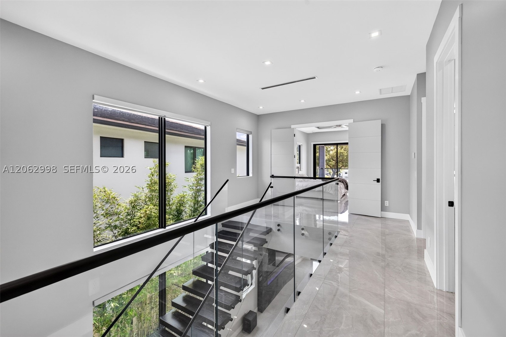1004 SW 5th Pl Fort Lauderdale, FL 33312