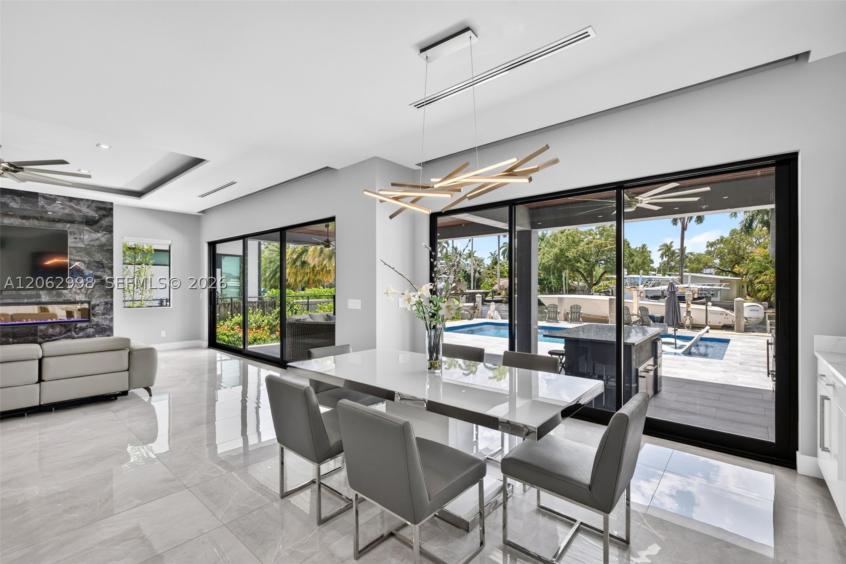 1004 SW 5th Pl Fort Lauderdale, FL 33312