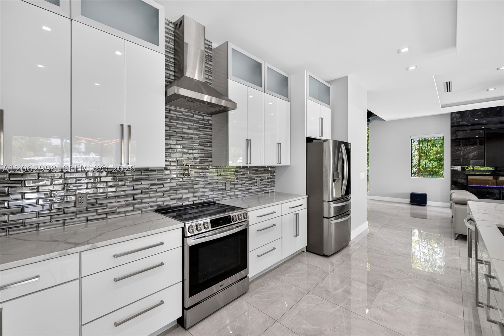 1004 SW 5th Pl Fort Lauderdale, FL 33312