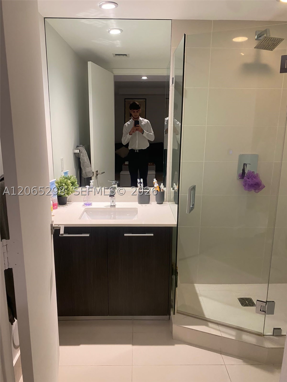 image Brickell Heights East10