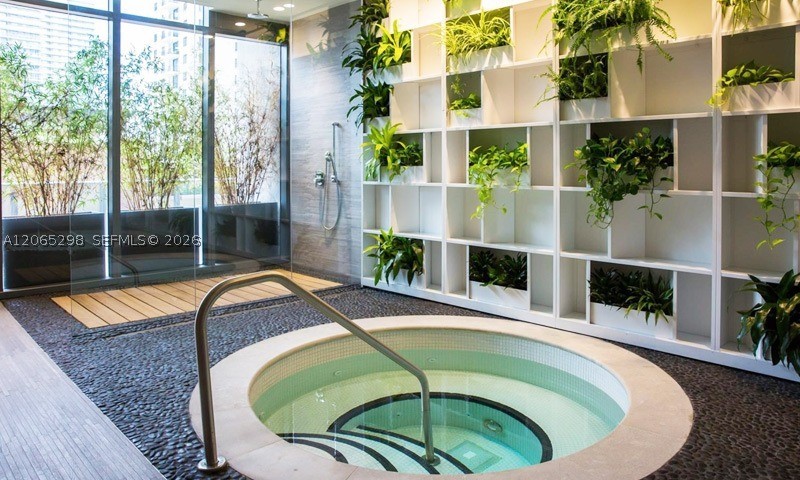 image Brickell Heights East33