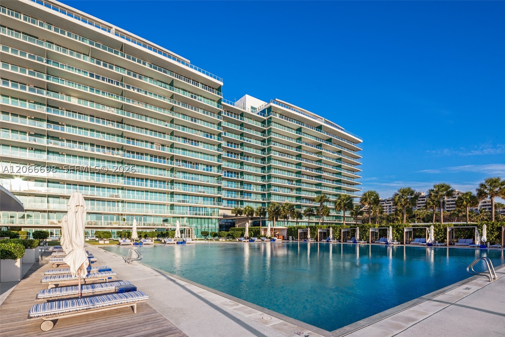 360 Ocean Dr #804S Key Biscayne, FL 33149
