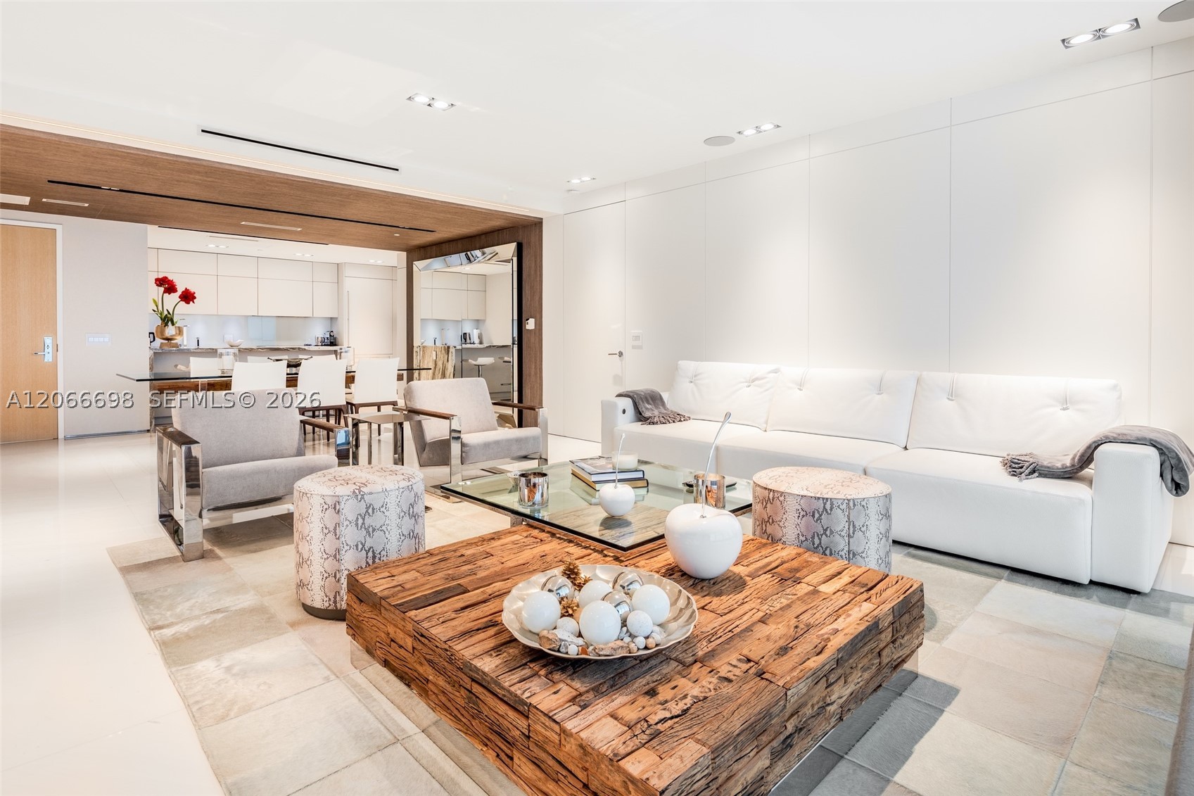 360 Ocean Dr #804S Key Biscayne, FL 33149