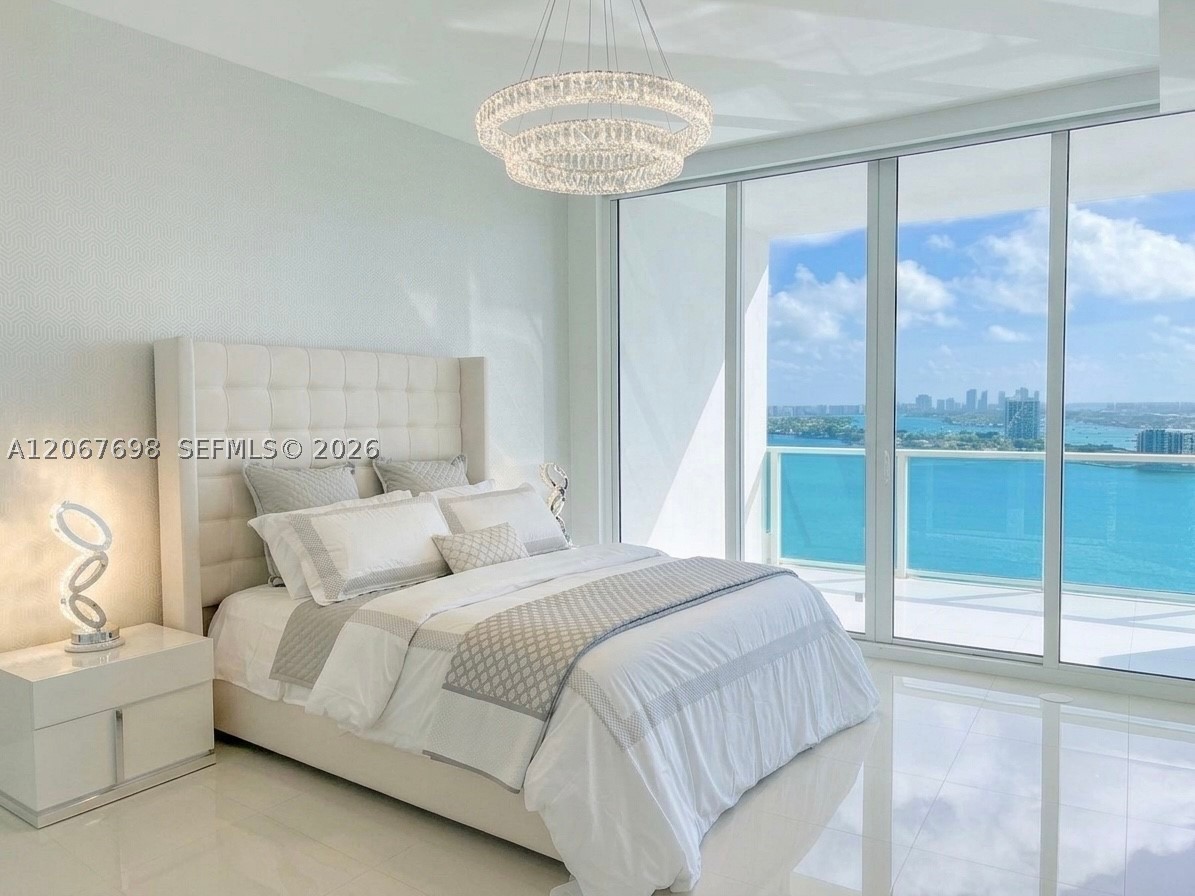 2020 N Bayshore Dr #2404