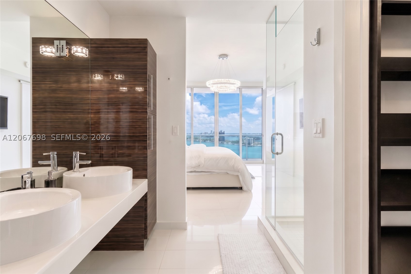 image Paramount Bay7