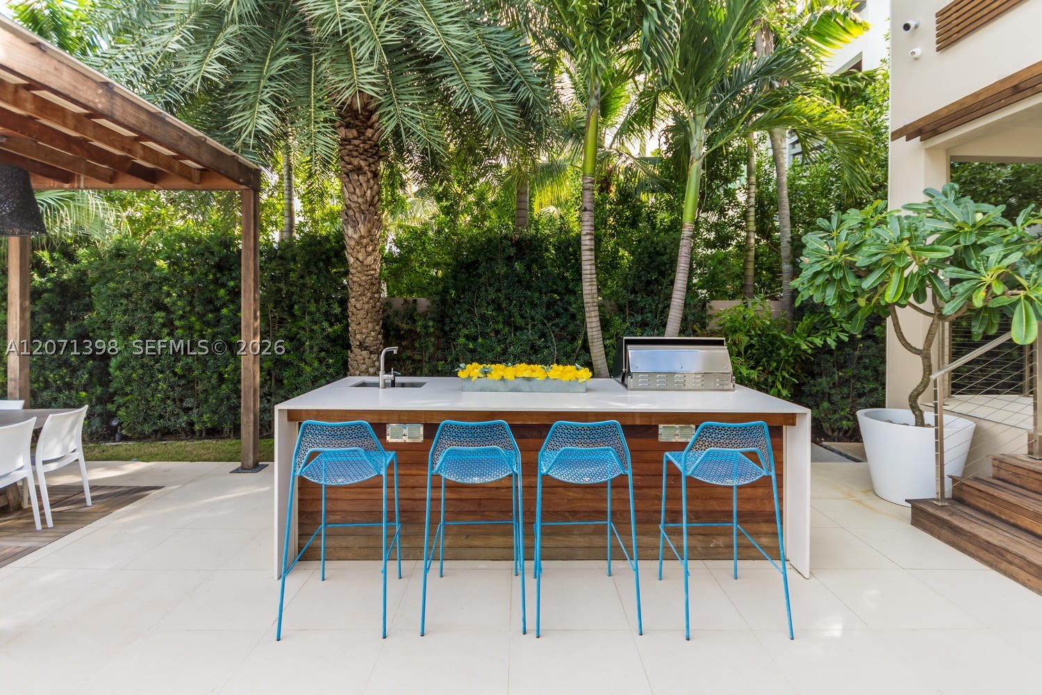 455 E Dilido Dr Miami Beach, FL 33139