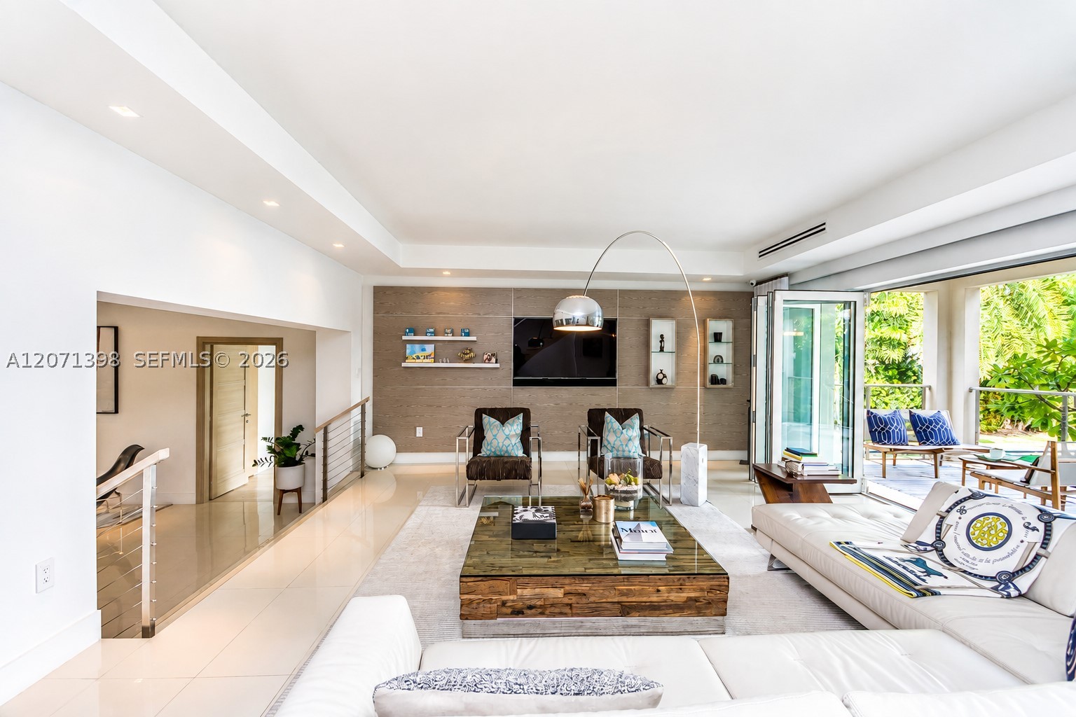 455 E Dilido Dr Miami Beach, FL 33139