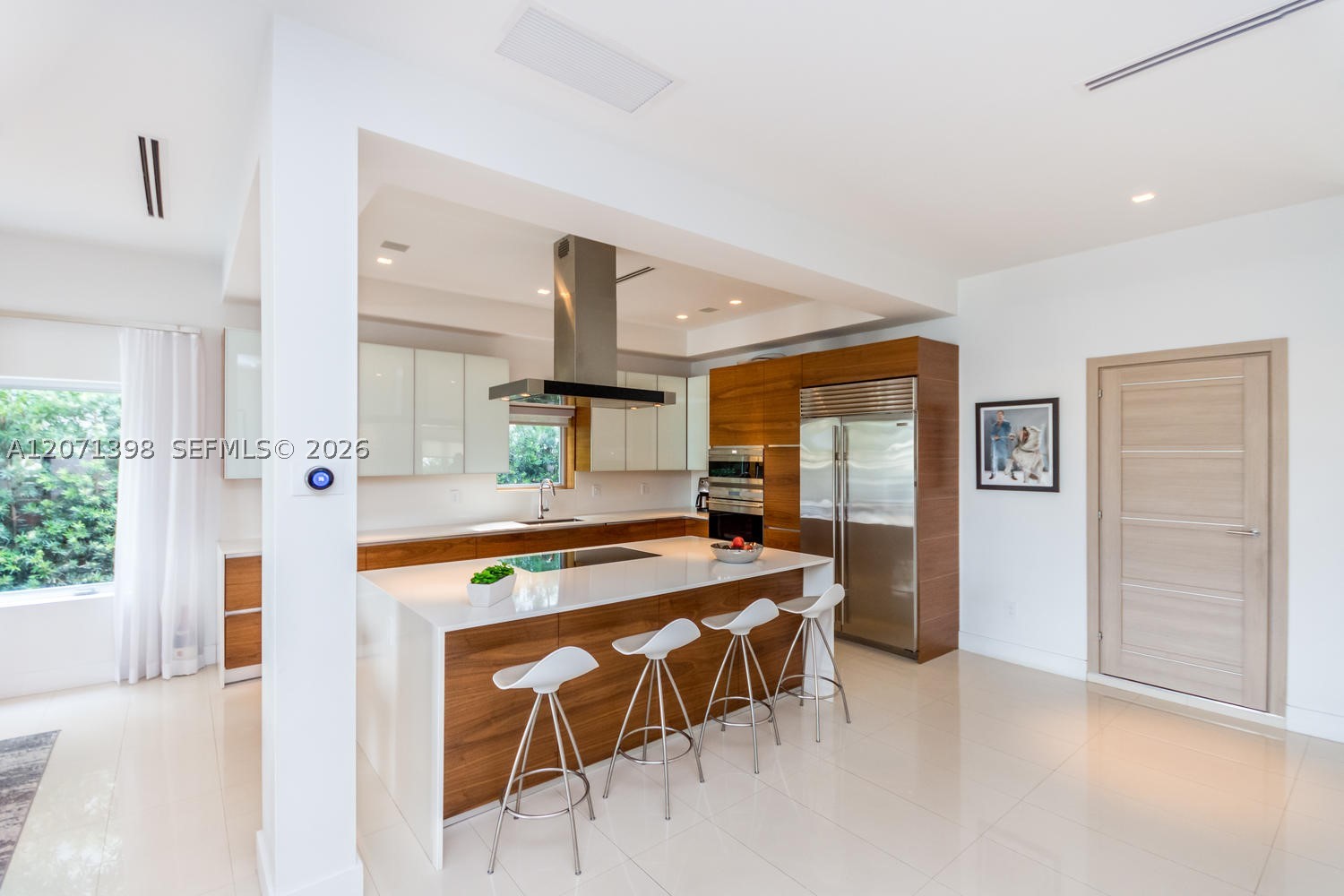 455 E Dilido Dr Miami Beach, FL 33139