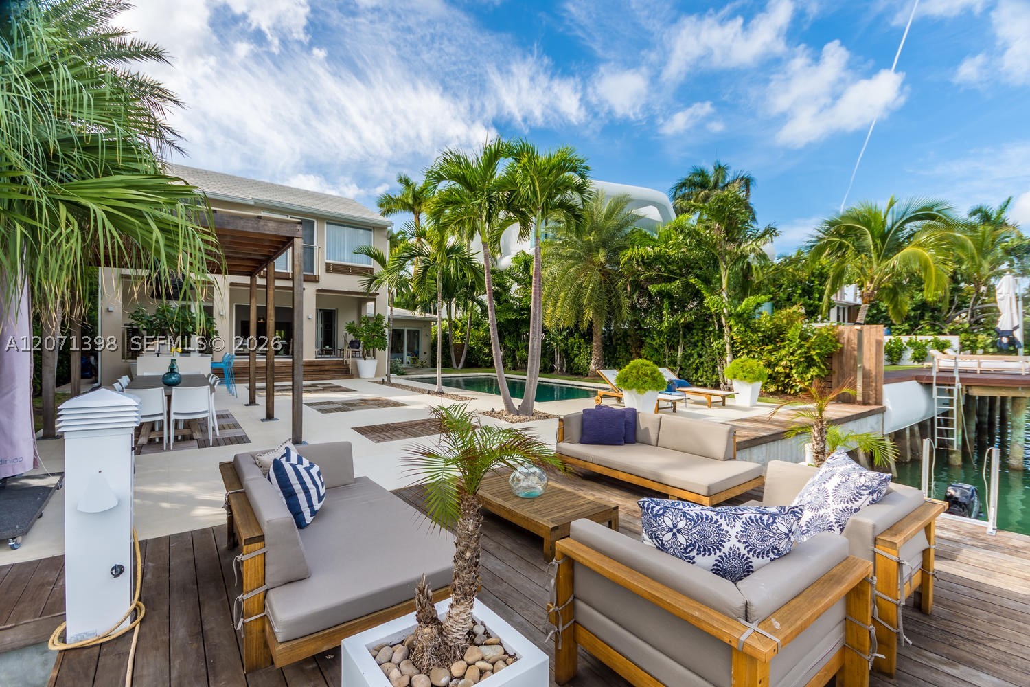 455 E Dilido Dr Miami Beach, FL 33139