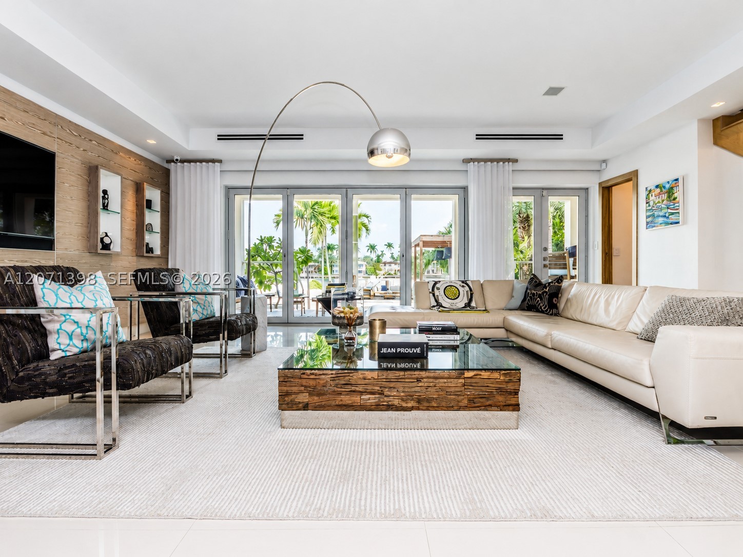 455 E Dilido Dr Miami Beach, FL 33139