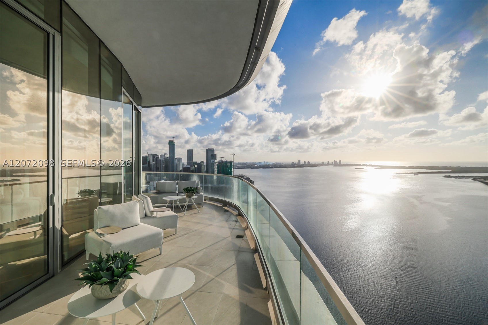 175 SE 25th Rd #PH4301 Miami, FL 33129