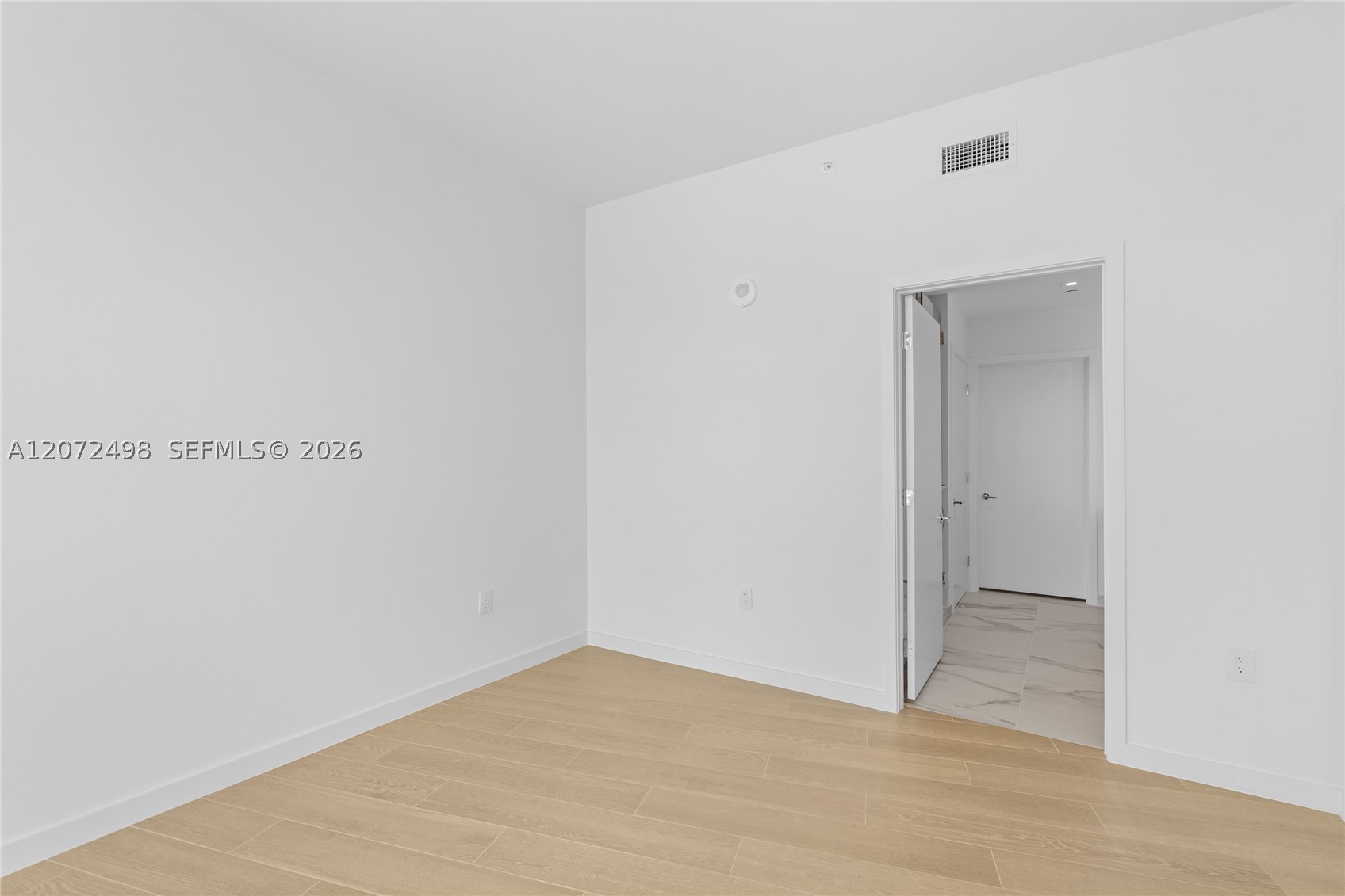 image Casa Bella Residences100