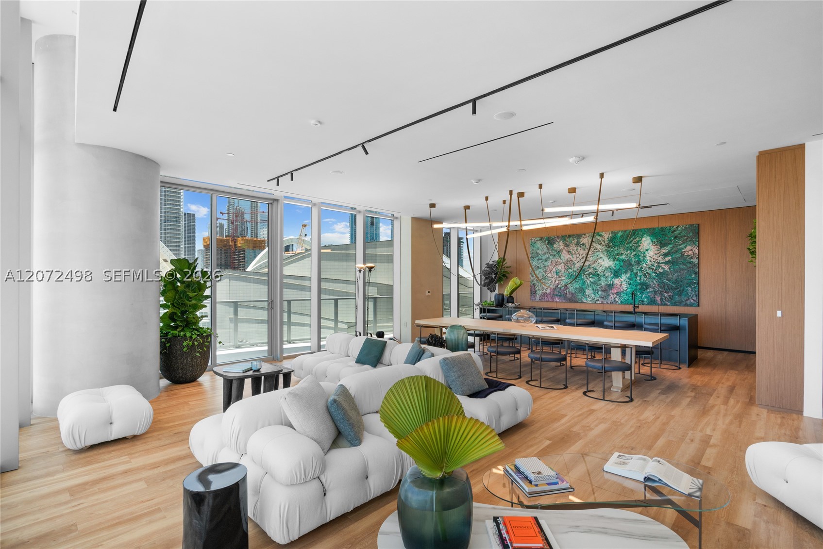 1400 Biscayne Blvd #4206 Miami, FL 33132