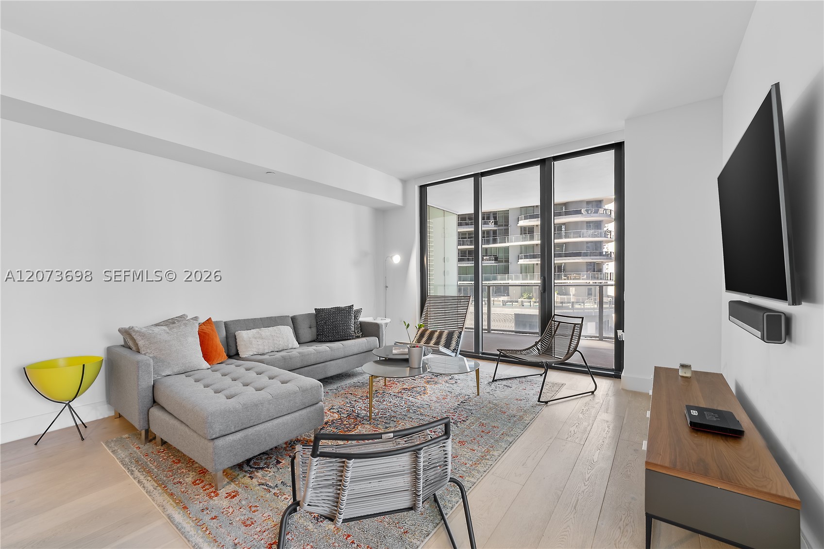 1010 Brickell Ave #1911