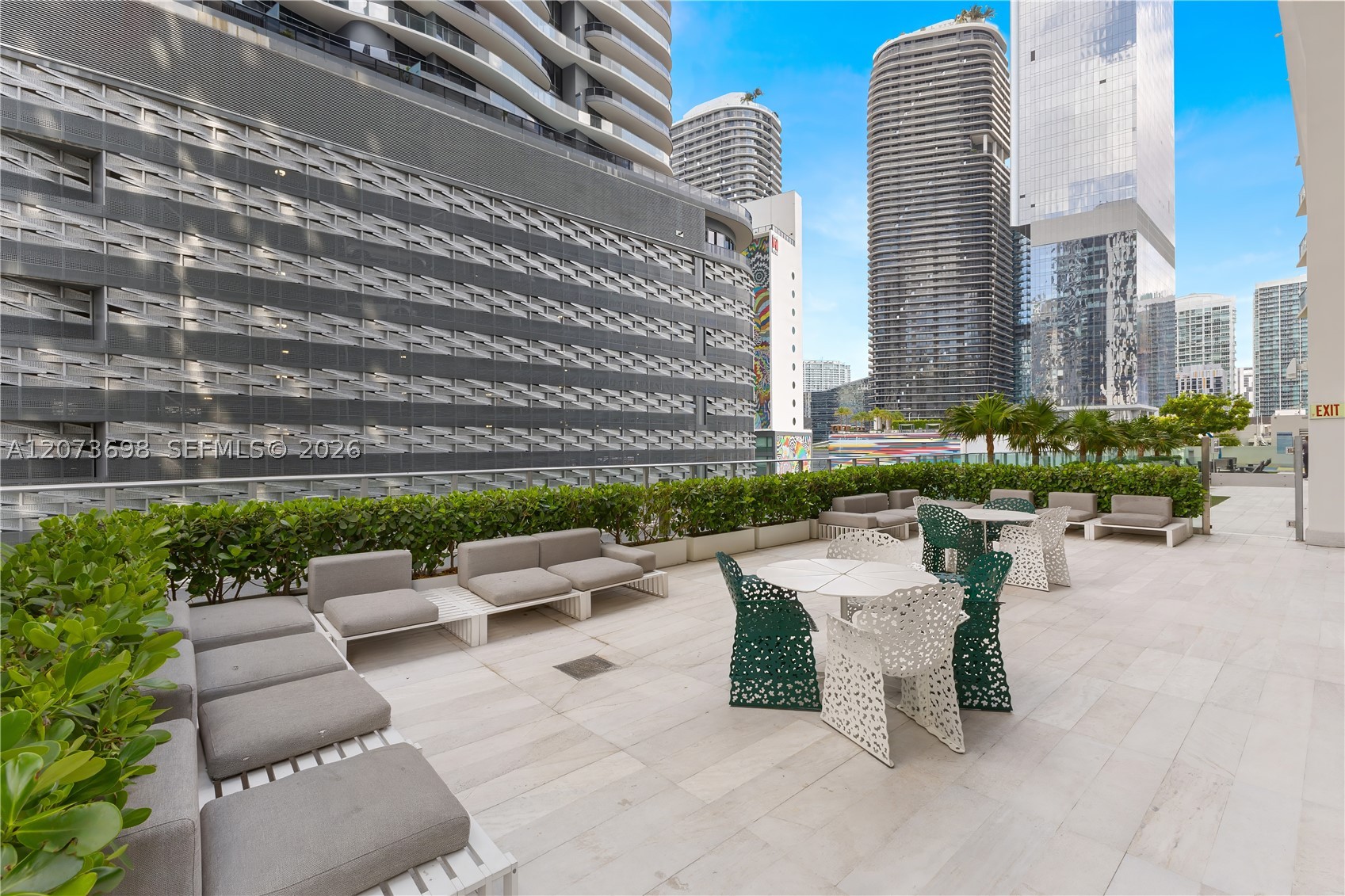 image 1010 Brickell25