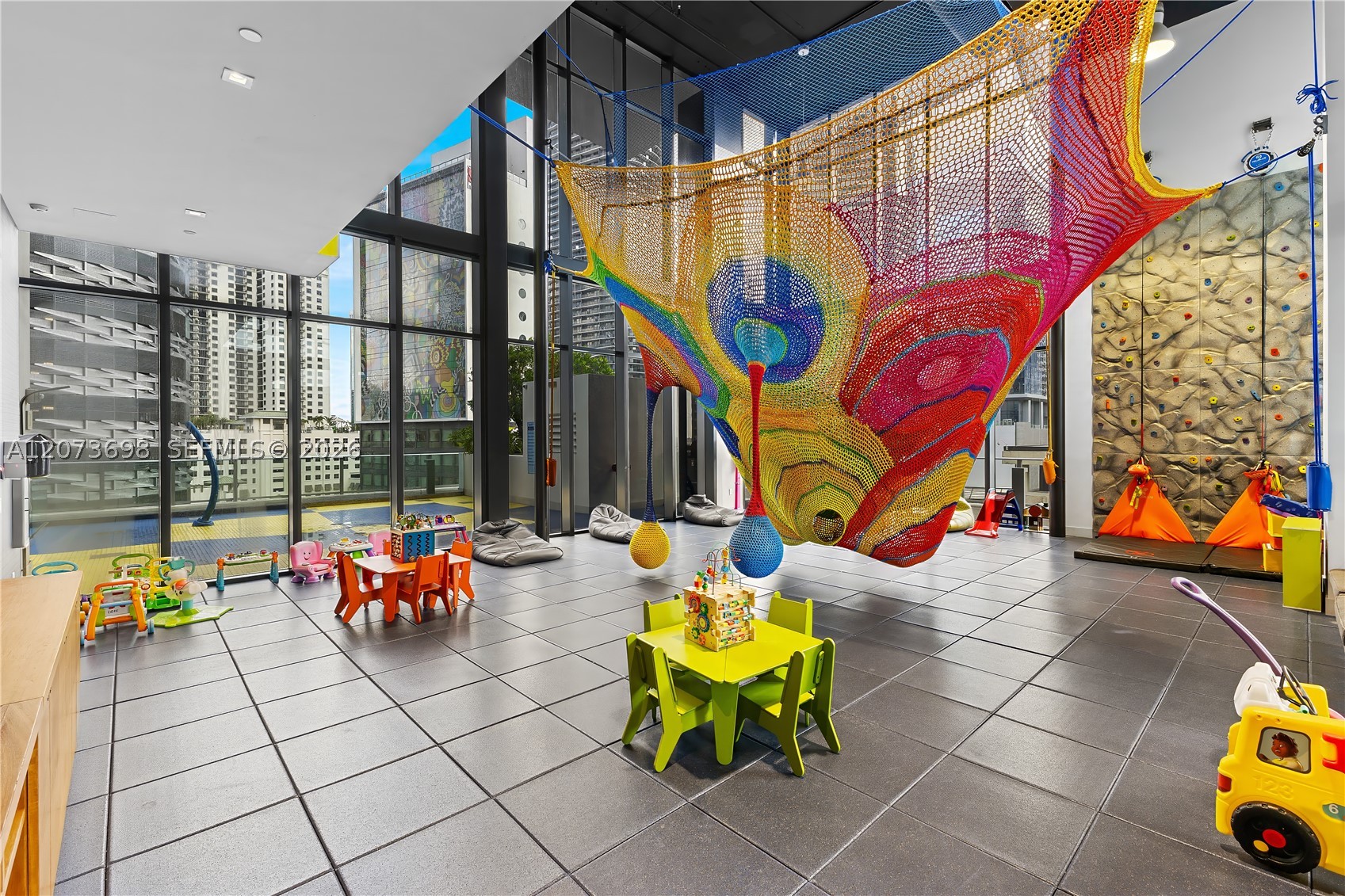 image 1010 Brickell32