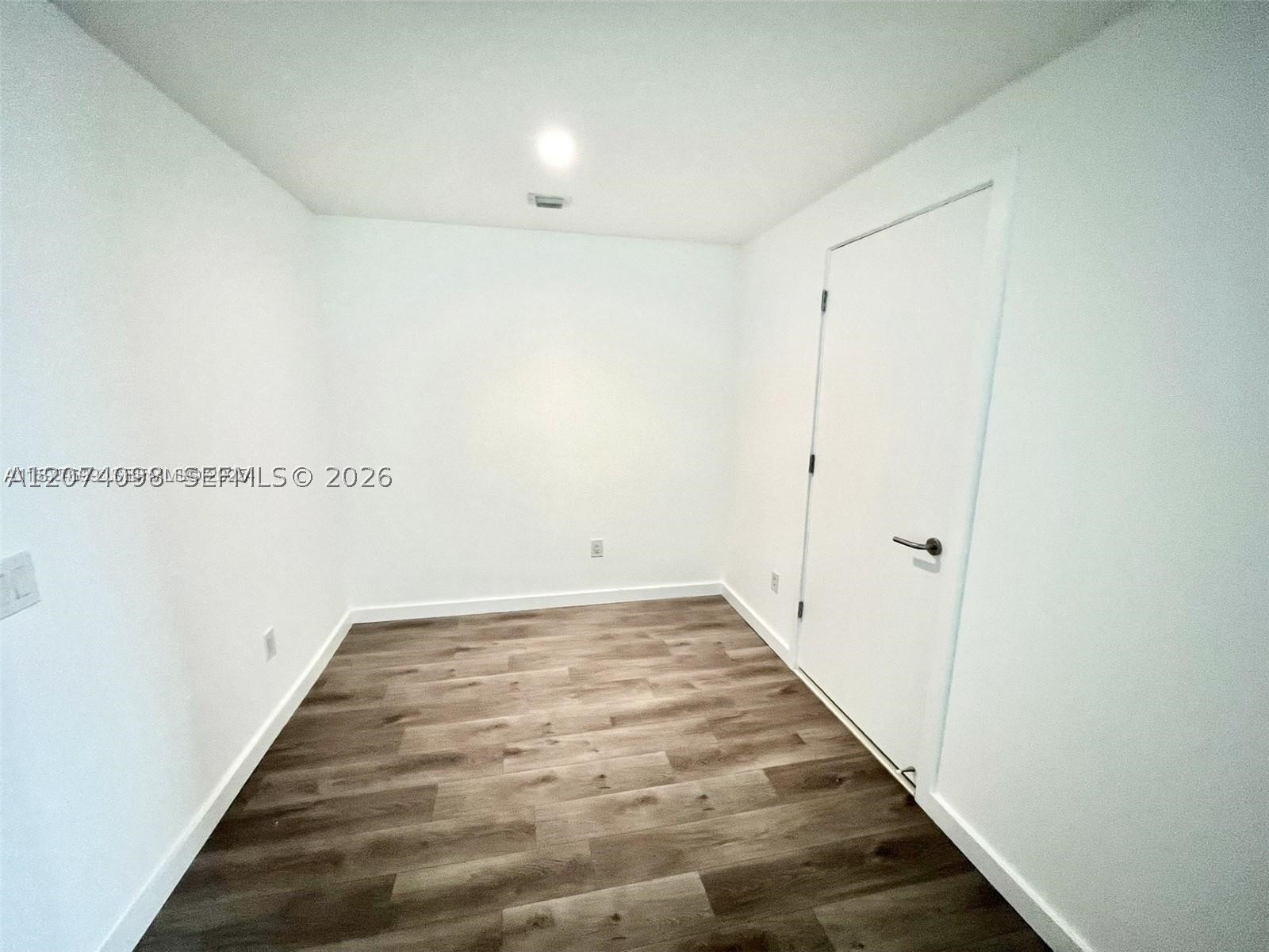 501 NE 31st St #2310 Miami, FL 33137