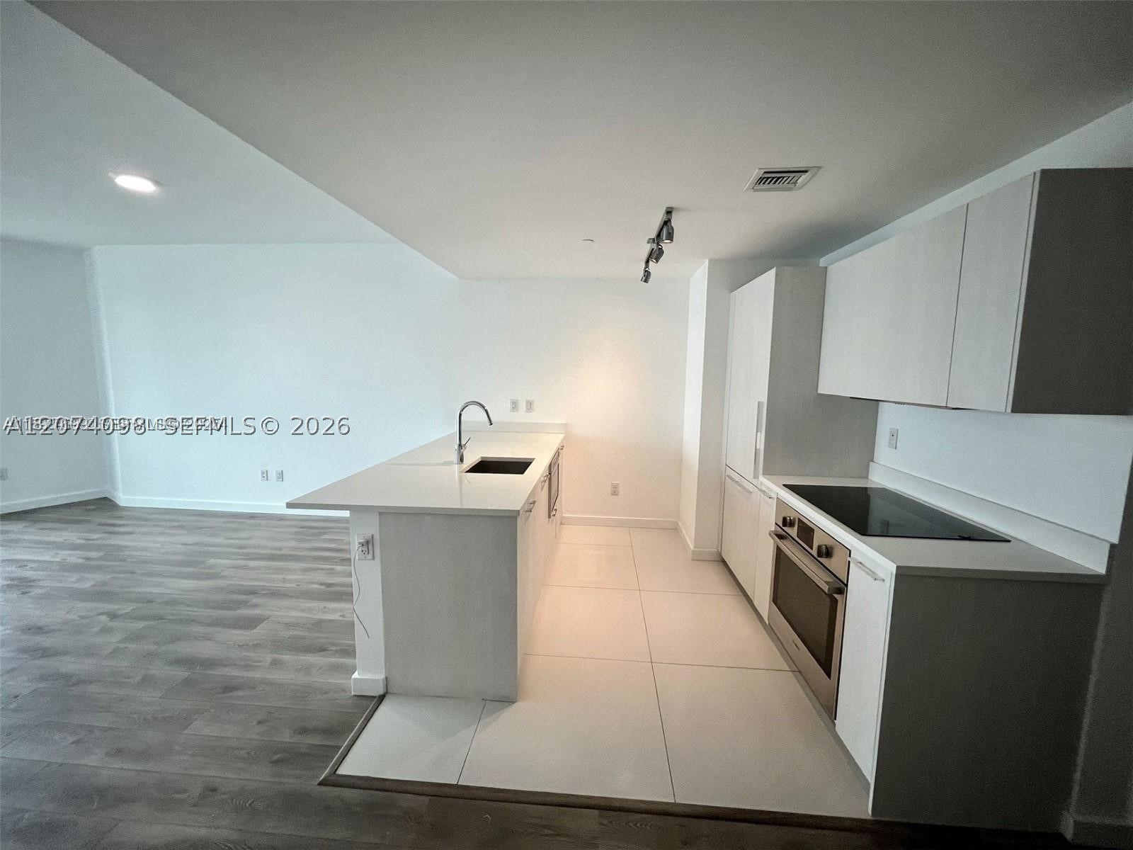 501 NE 31st St #2310 Miami, FL 33137