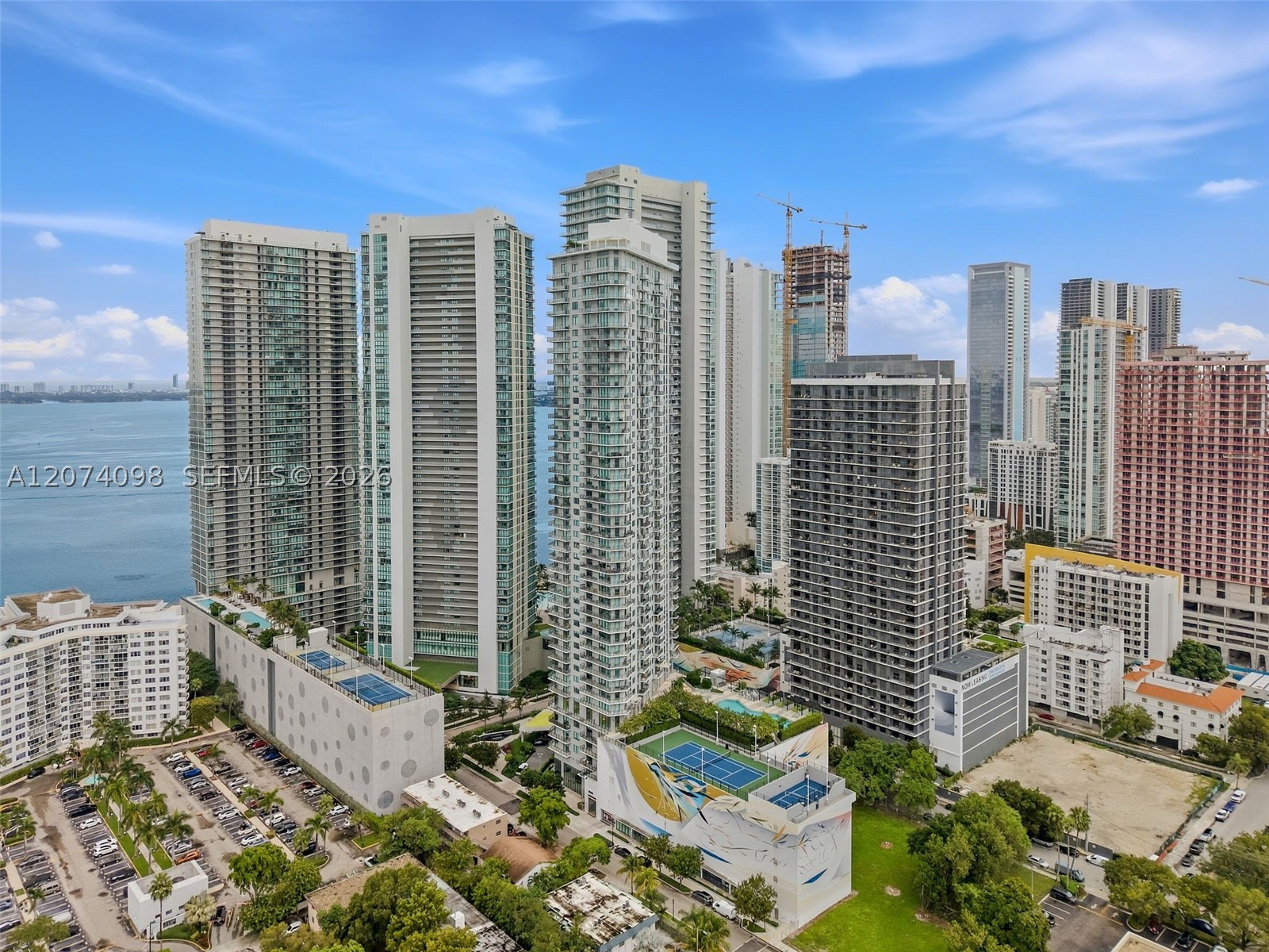 image Paraiso Bayviews74