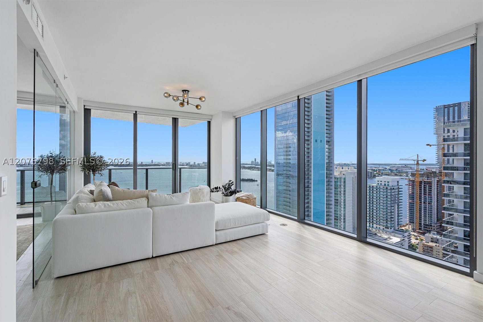 460 NE 28th St #3508 Miami, FL 33137