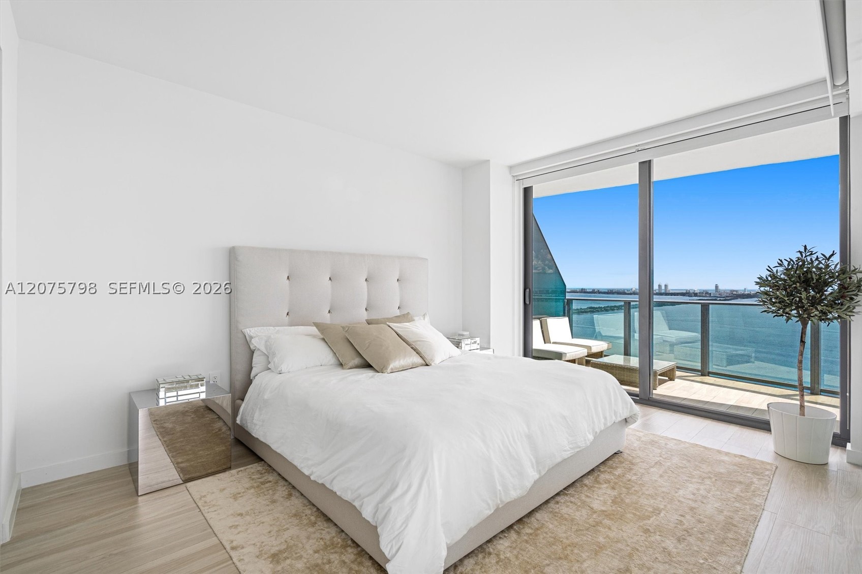 460 NE 28th St #3508 Miami, FL 33137