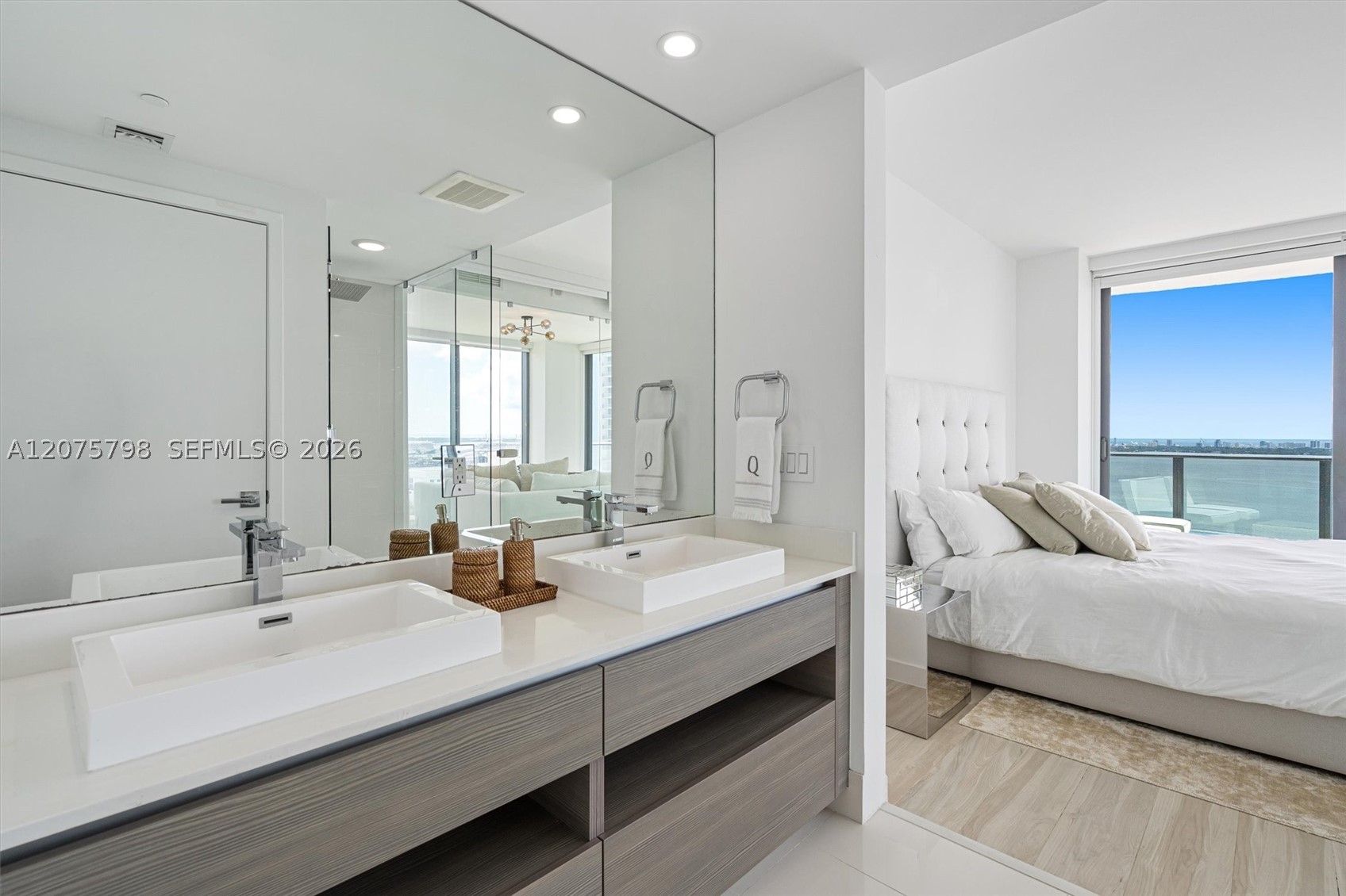 460 NE 28th St #3508 Miami, FL 33137