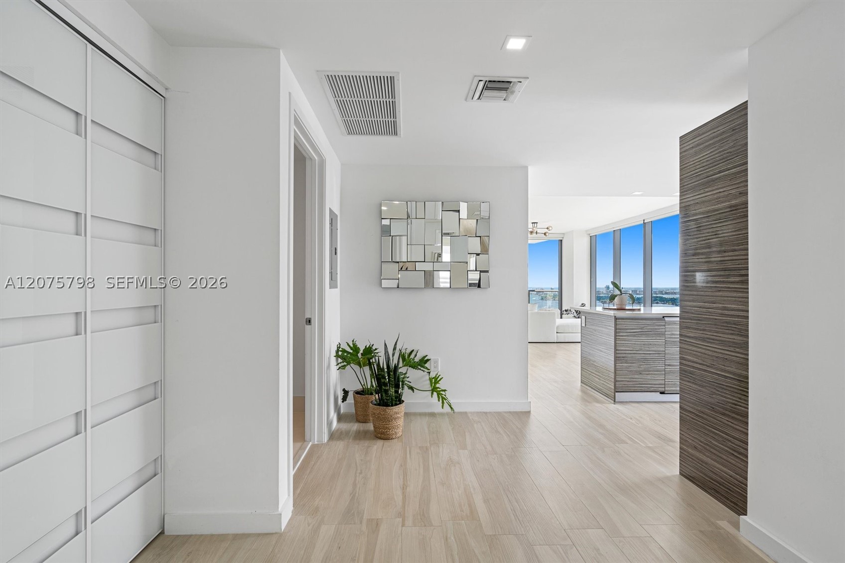 460 NE 28th St #3508 Miami, FL 33137