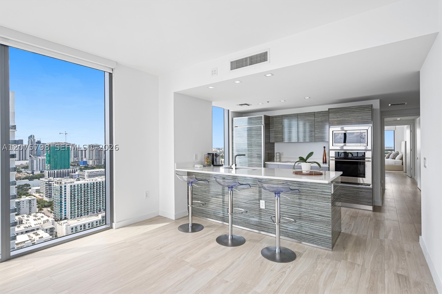460 NE 28th St #3508 Miami, FL 33137