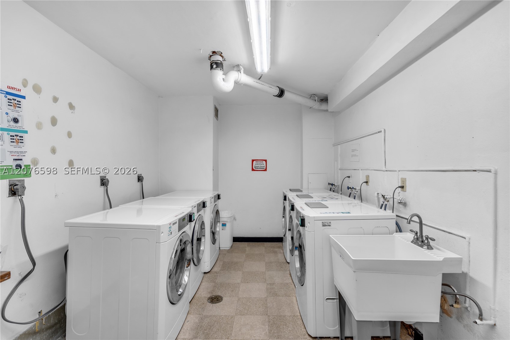 4101 Pine Tree Dr #1105 Miami Beach, FL 33140