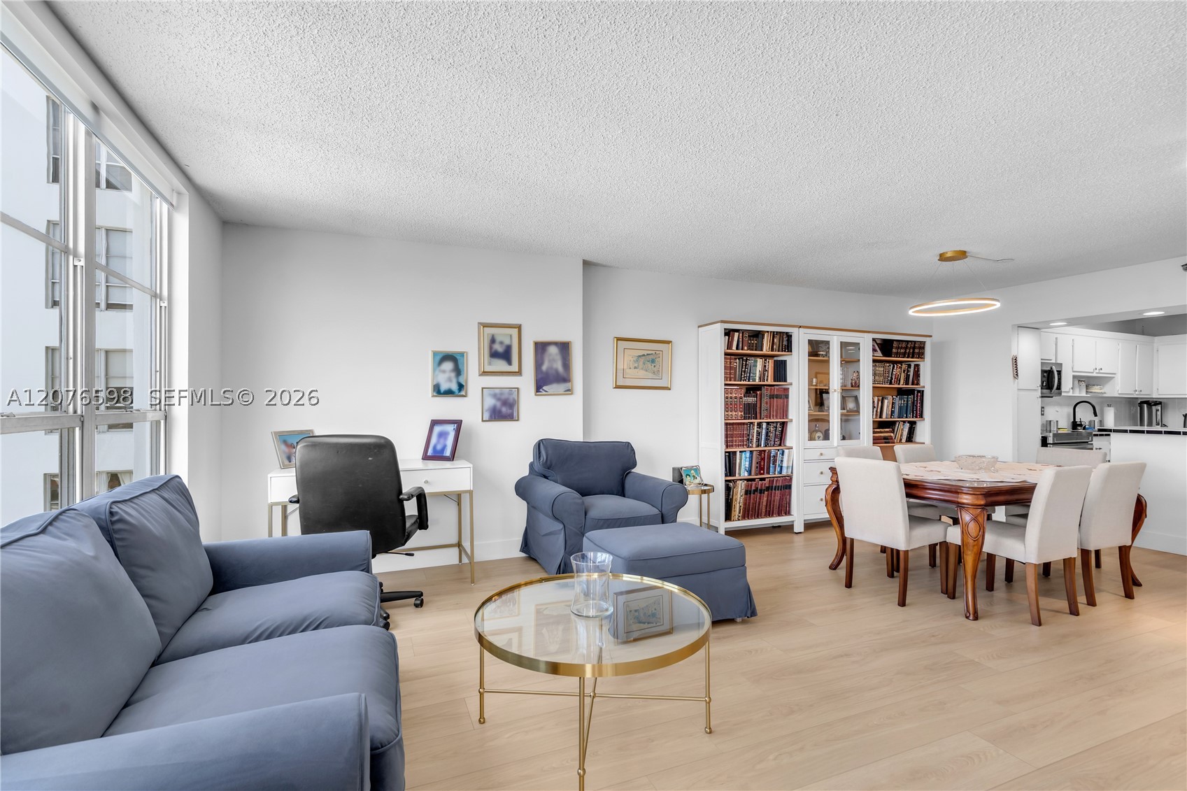 4101 Pine Tree Dr #1105 Miami Beach, FL 33140
