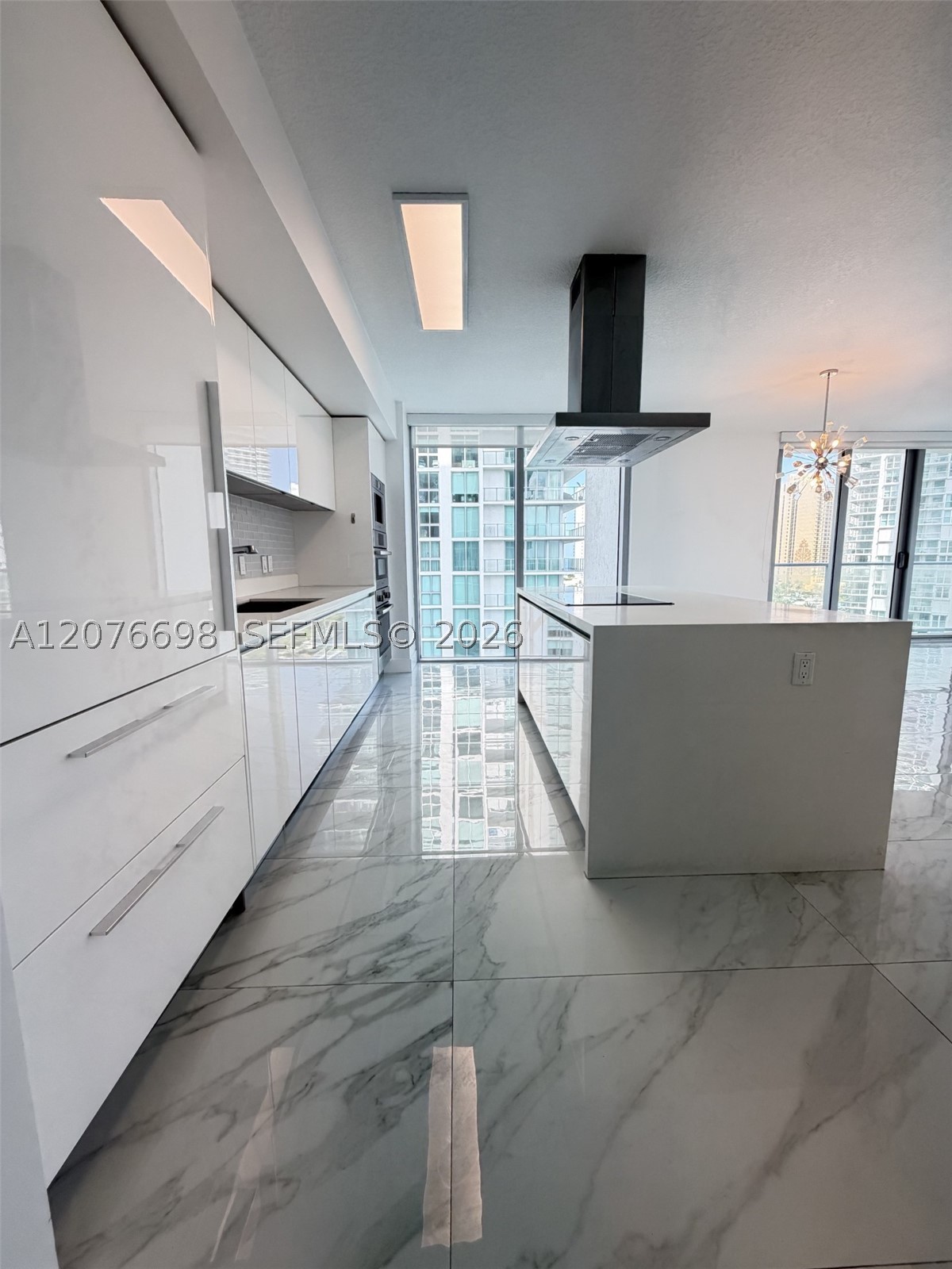 330 Sunny Isles Blvd #5-1008 Sunny Isles Beach, FL 33160